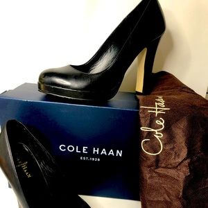 Cole Haan Black Leather Heels 7B